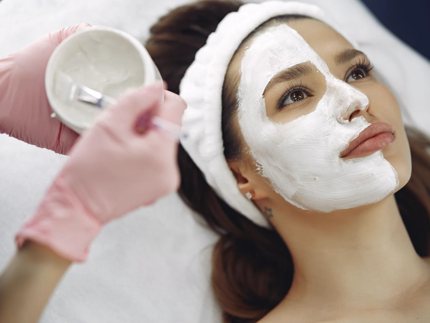 Pflegeprodukte für die Hydro Boost Behandlung bei Lune Beauty Worms